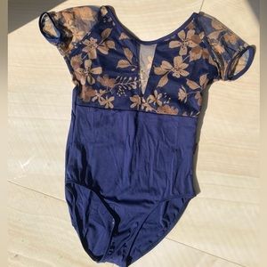 Eleve Yumiko Ballet leotard Medium size